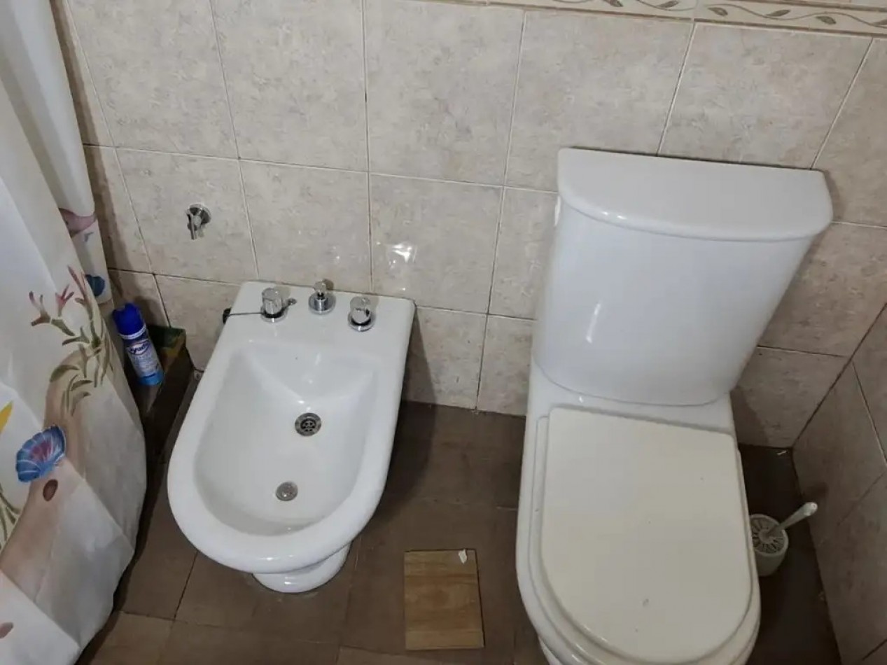 Dos propiedades en venta conjunta.