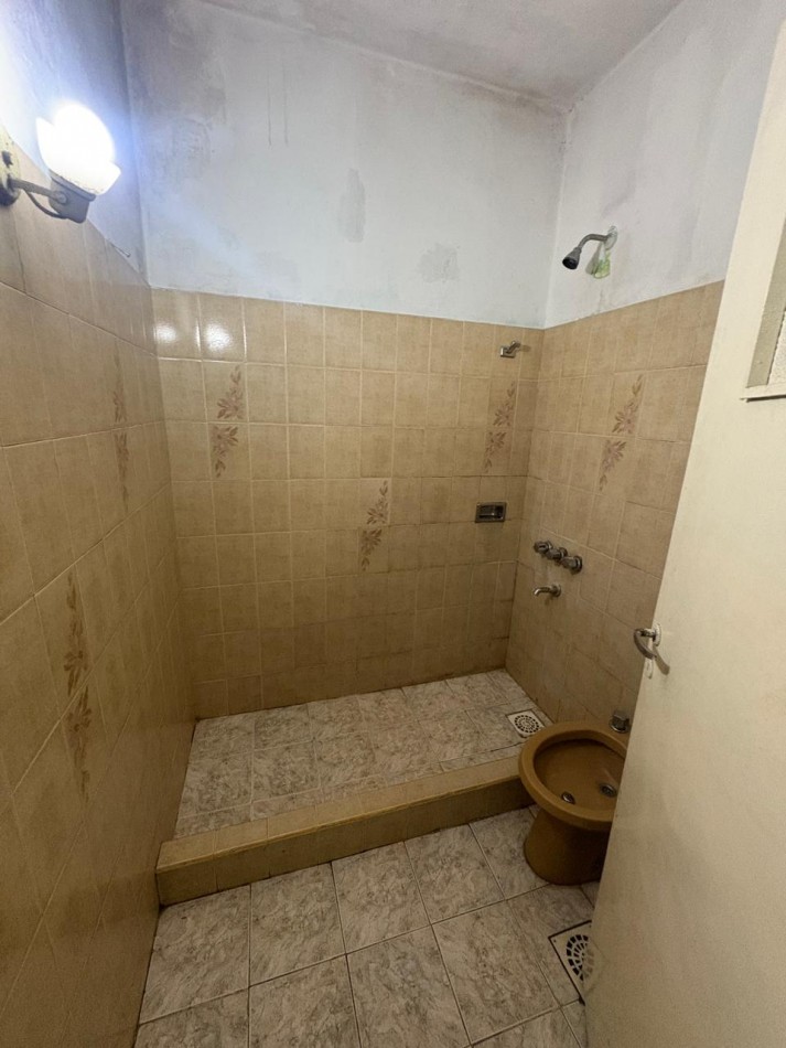 Dos propiedades en venta conjunta.